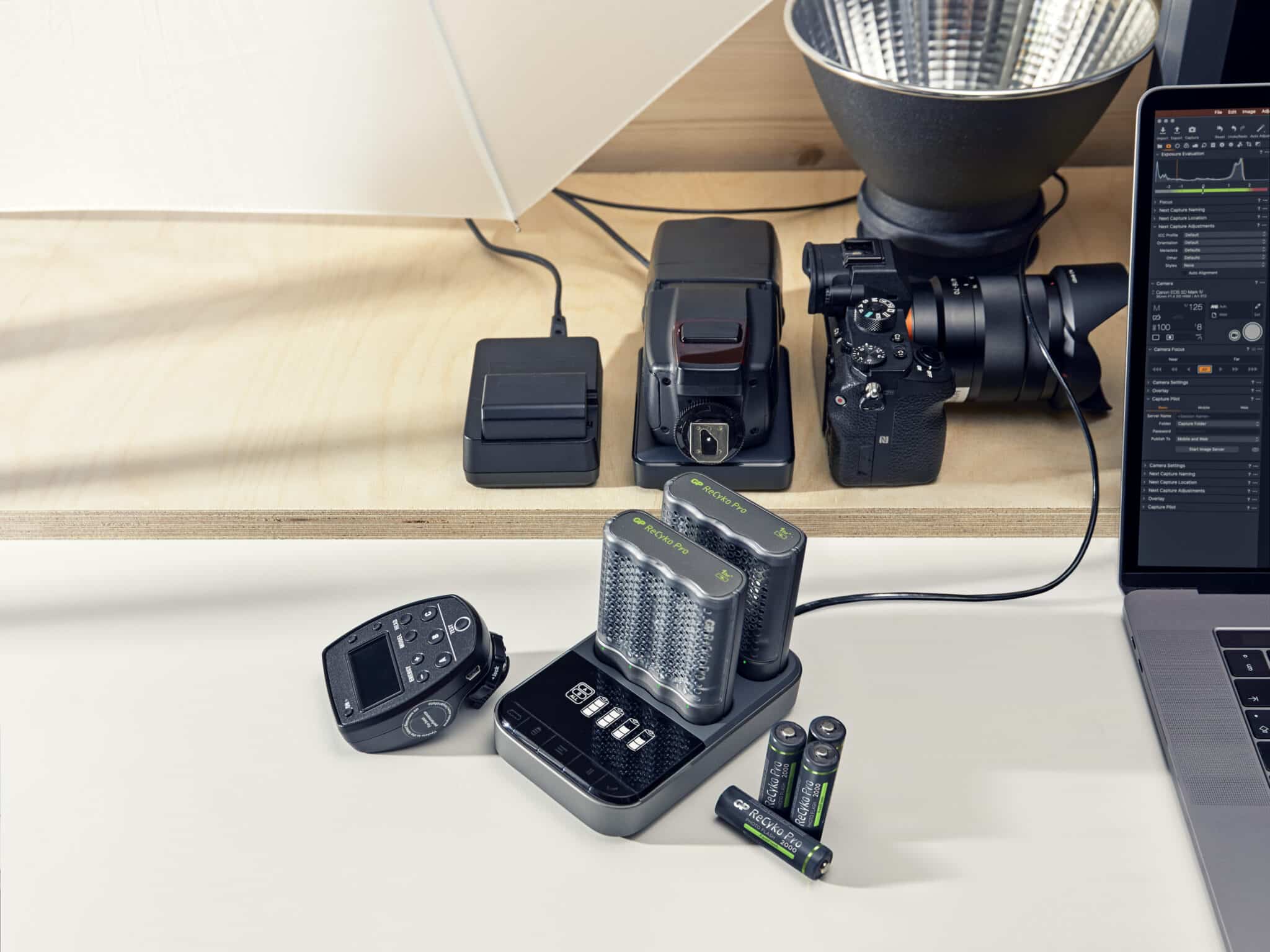 3 Reasons Why You Should Be Using Ecofriendly Rechargeable Batteries